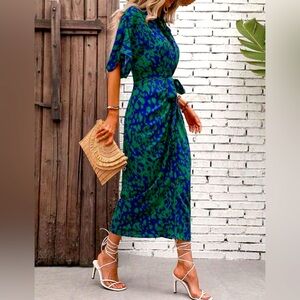 SHEIN Vibrant Blue and Green Midi Dress